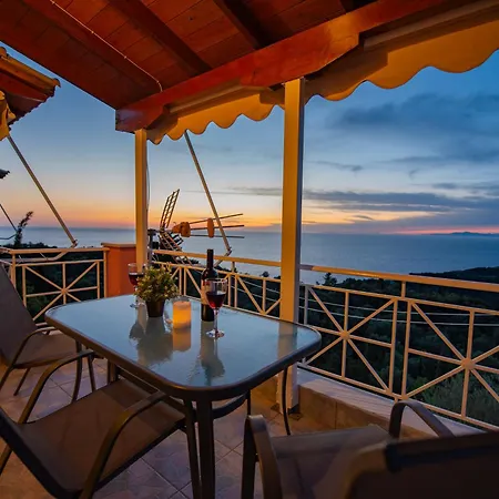 Agnantio * Áyios Nikítas